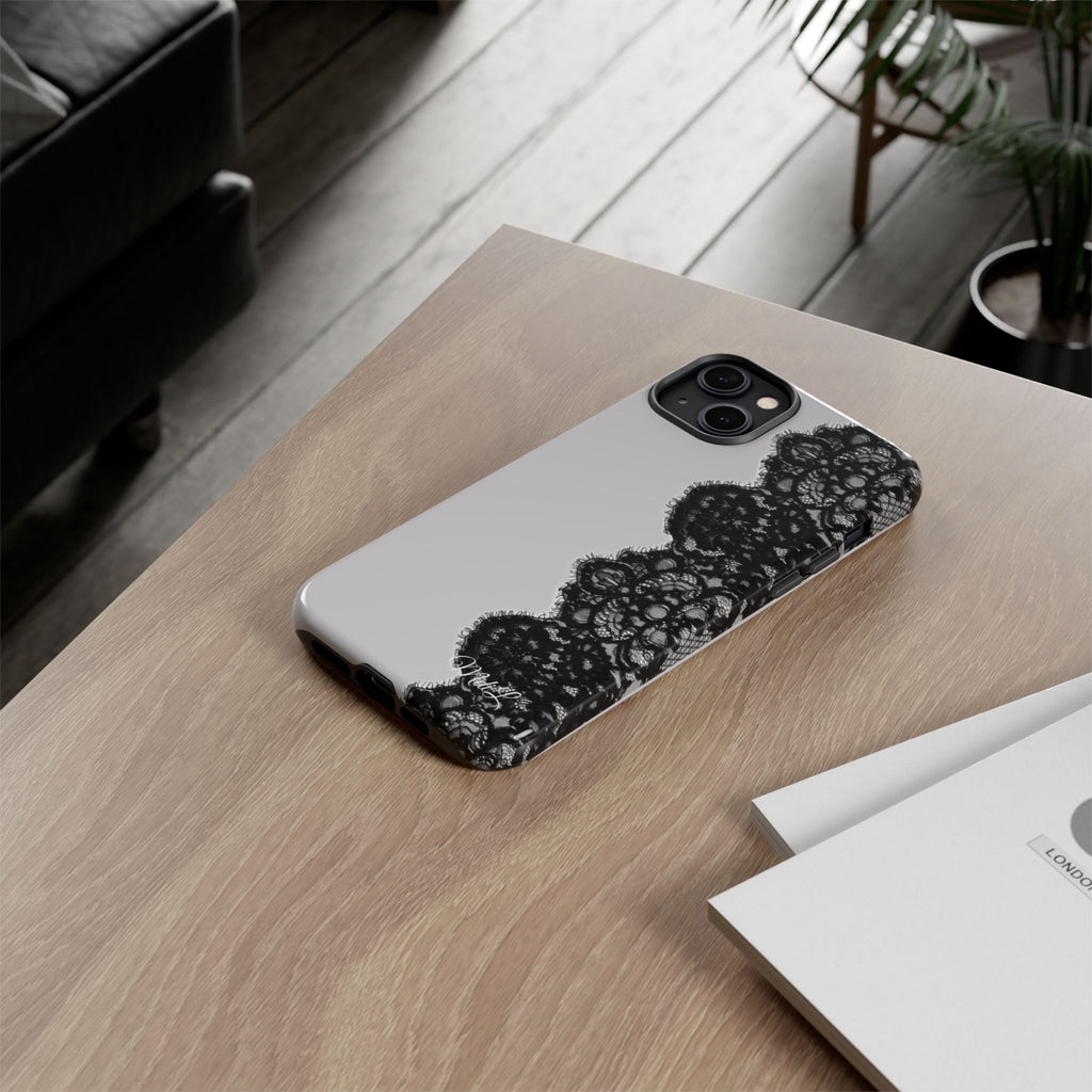 Lace | Black and White - Mare di Luna