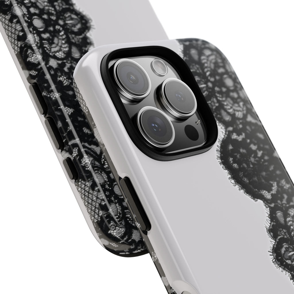 Lace | Black and White - Mare di Luna