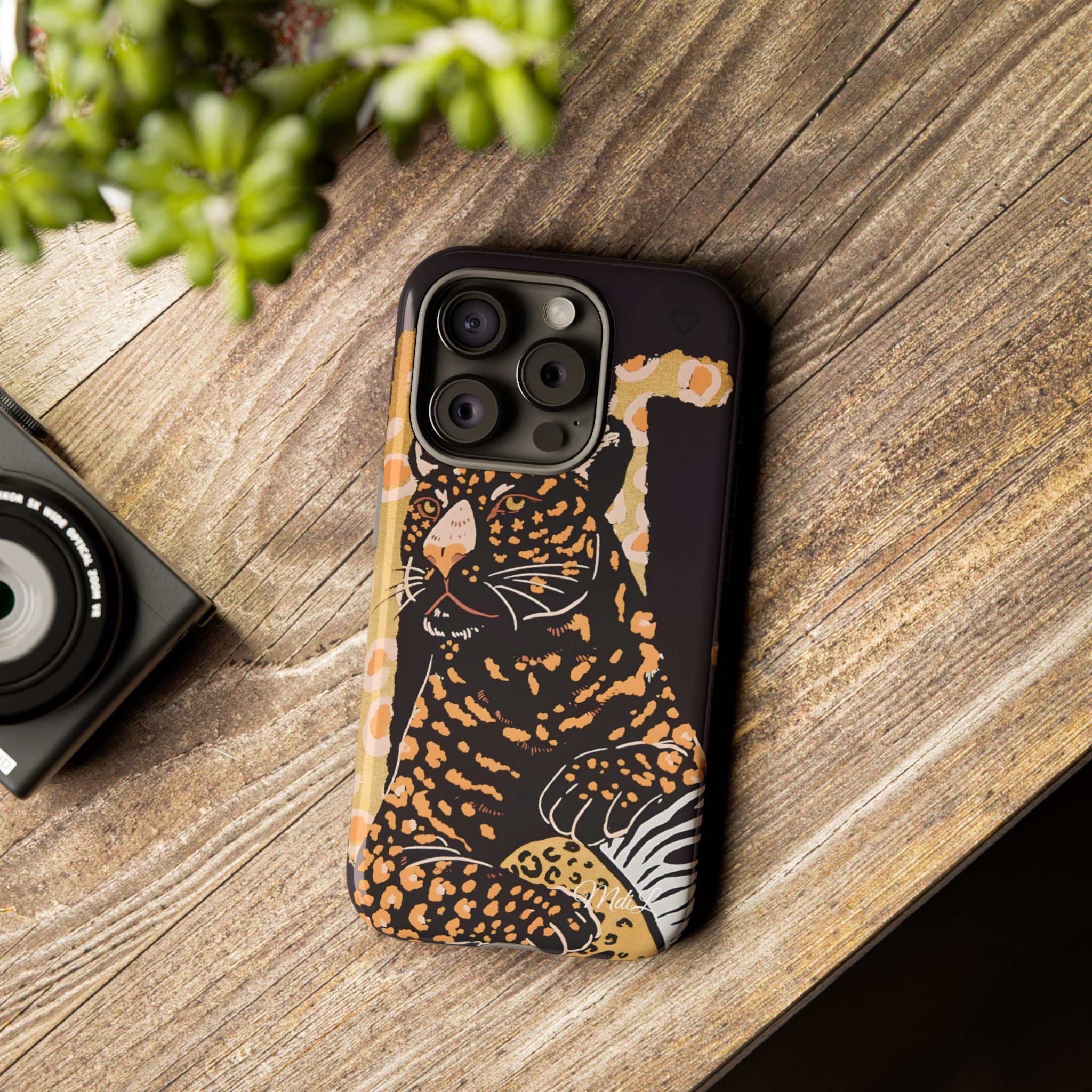 Artsy | Leopard - Mare di Luna