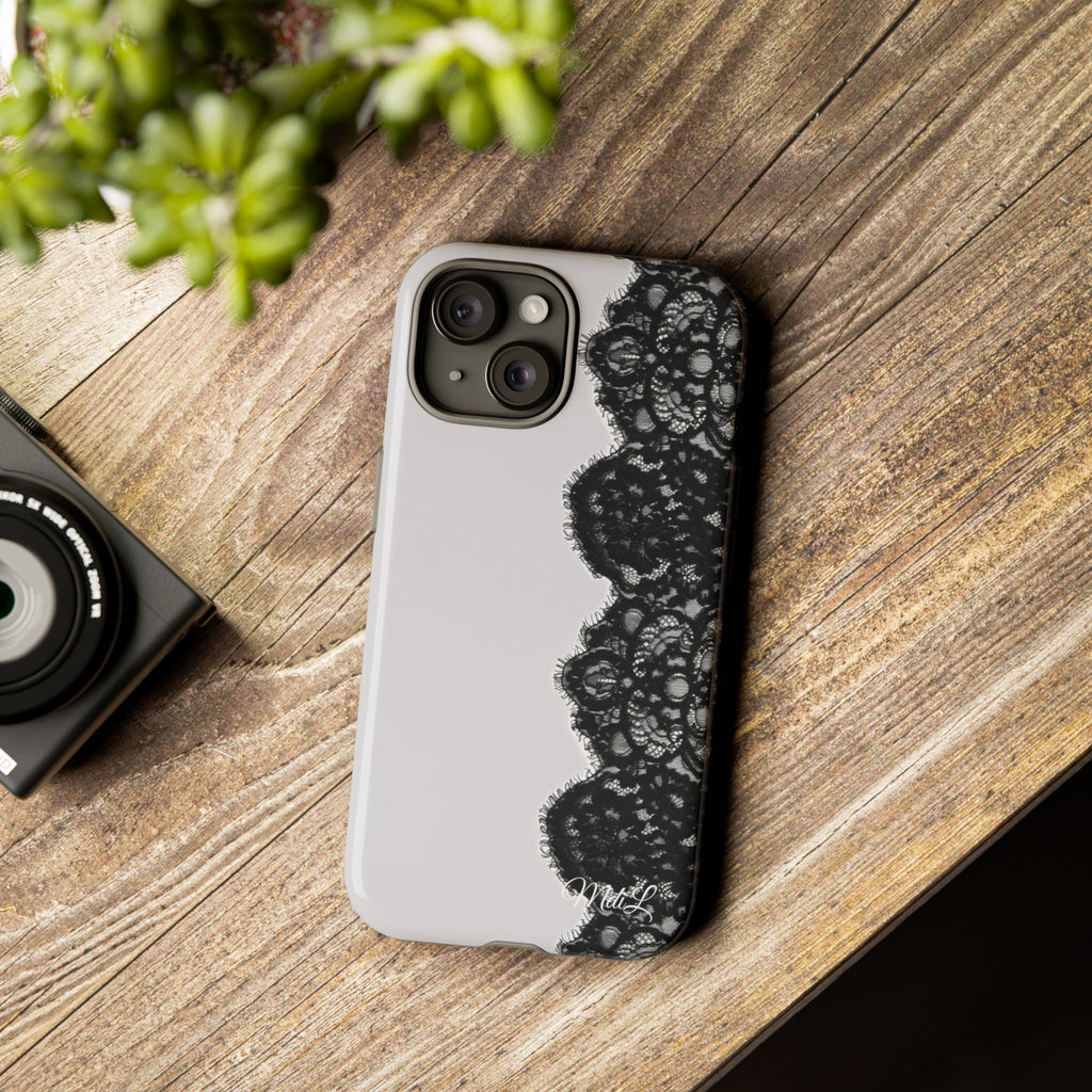 Lace | Black and White - Mare di Luna