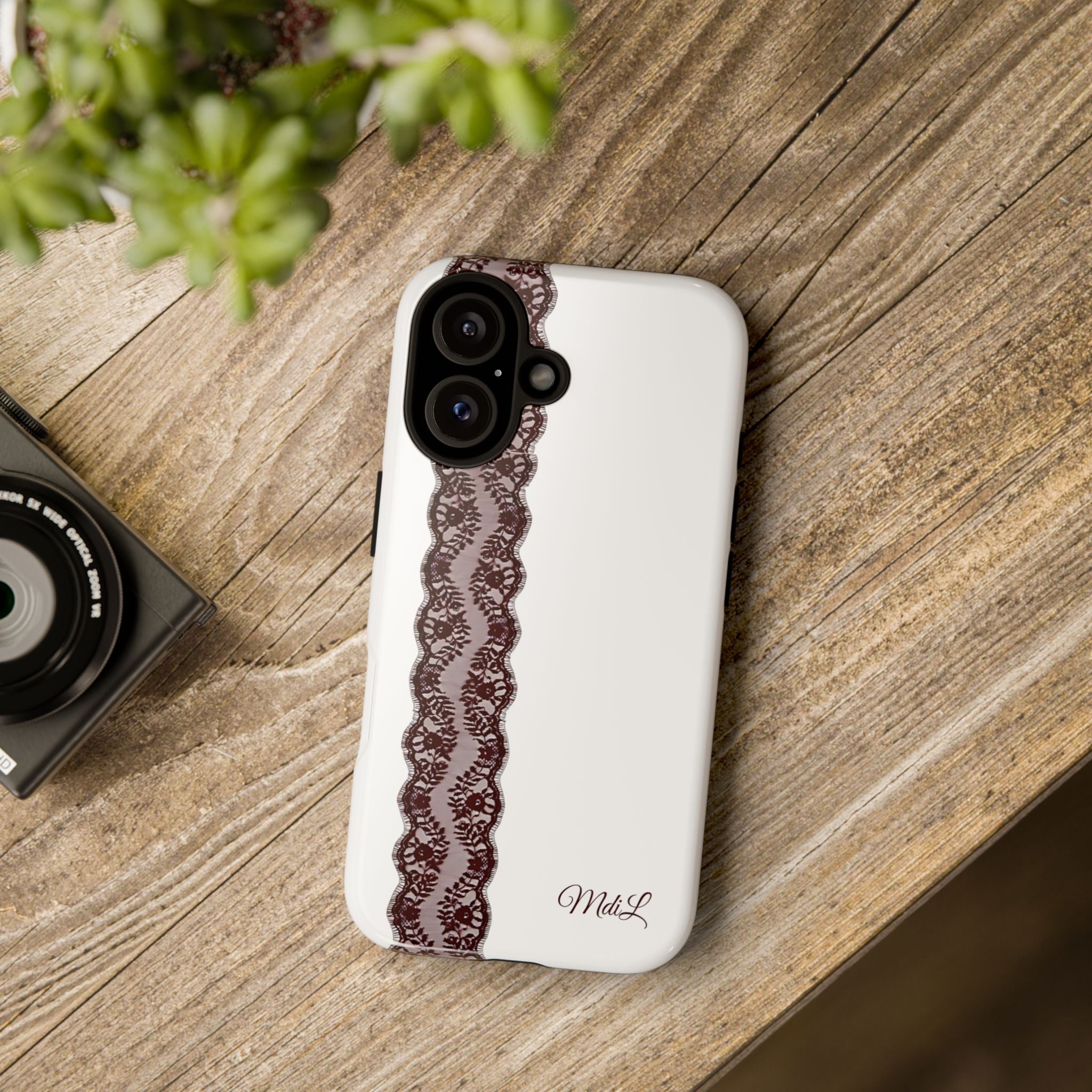 Lace | Red and White - Mare di Luna